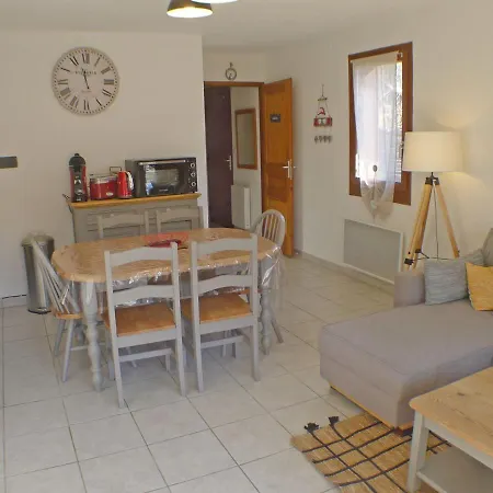 Apartment T3 Cosy Avec Terrasse, Arret Ski-bus, Parking Prive, Animaux Admis, Proche Centre-village - Fr-1-629-96 Samoens